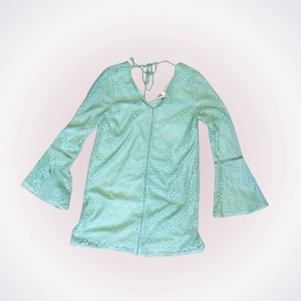 Francesca’s Mint Green Floral Bell Sleeve Lace Dress | Sz S